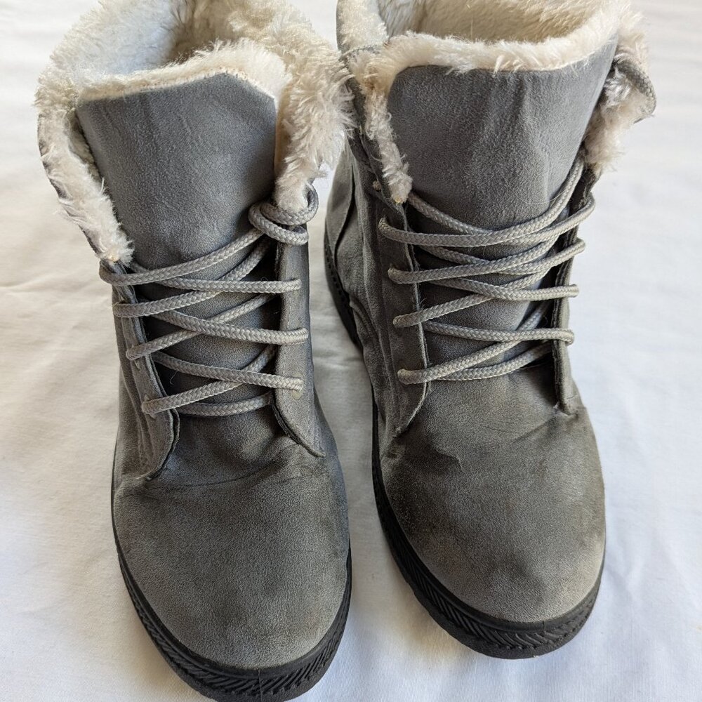 SQL women's grey winter boots,  Size 36 (51/2-6).